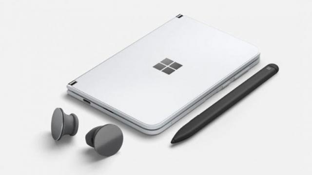 <b>Microsoft Surface Duo este o colecție de bug-uri conform primelor recenzii; L-am numit DOA de acum un an!</b>Pe 1 octombrie 2020 se împlineşte un an de când Microsoft a anunţat Surface Duo. E departe de conceptele de Surface Phone pe care le tot văzusem încă pe vremea când Microsoft avea Nokia în portofoliu