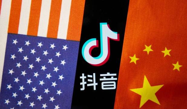 <b>China se pune în calea vânzării TikTok spre o firmă americană, nu vrea să pară slabă</b>Ne apropiem rapid de termenul limită dat de Donald Trump celor de la TikTok pentru a îşi vinde business-ul din SUA şi nu sunt semne că tranzacţia ar fi gata prea curând. Ba mai mult de atât, autorităţile din China şi-au exprimat