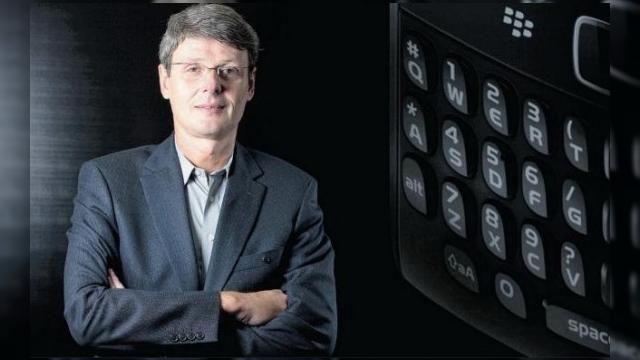 <b>CEO-ul RIM discuta despre amânarea lui BlackBerry 10 OS, dorește perfecționarea sa Înainte de lansare</b>CEO-ul RIM, Thorsten Heins, numit cu doar câteva luni în urmă în această postură este văzut de unii drept salvarea companiei canadiene și de alții cel care va duce RIM spre pierzanie. Având în vedere rezultatele financiare recente a doua teorie...