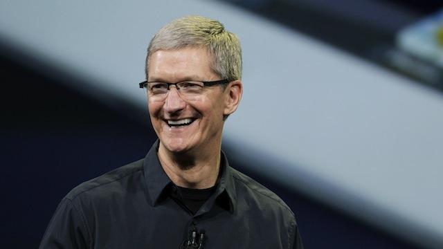<b>Tim Cook s-a Întâlnit cu oficialii Samsung pentru a ajunge la o Înțelegere! Gata cu procesele?</b>V-am mai spus de multe ori faptul că deși Samsung și Apple se duelează prin tribunale și împart victoriile și înfrângerile pe tot mapamondul, companiile reușesc cumva să continue colaborarea cu succes. Ultima ispravă a fost o scurtă...