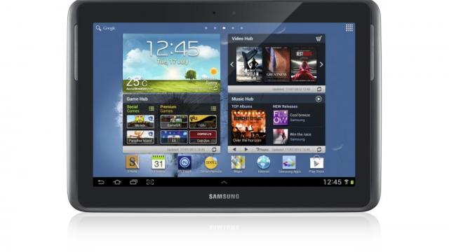 <b>Samsung Galaxy Note 10.1 - detaliile oficiale, galerie foto cu tableta quad-core sud-coreeană</b>Uite că avem confirmarea oficială în ce privește tableta Galaxy Note 10.1 de la Samsung. Este noul lor vârf de gamă pe zona tabletelor și va ajunge a concura cu noul iPad / Asus Transformer TF700T / Huawei Mediapad 10 FHD. &nbsp; Să vedem...