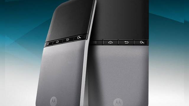 <b>Motorola Smart Controller: telefon, telecomandă și touchpad (video)</b>Motorola nu e doar responsabilă cu telefoane arătoase ca RAZR sau mai puțin atractivele tablete Xyboard, ci și cu un device interesant, cu rol de telecomandă. E vorba despre Motorola Smart Controller, un mic terminal wireless, cu rol de telecomandă,...