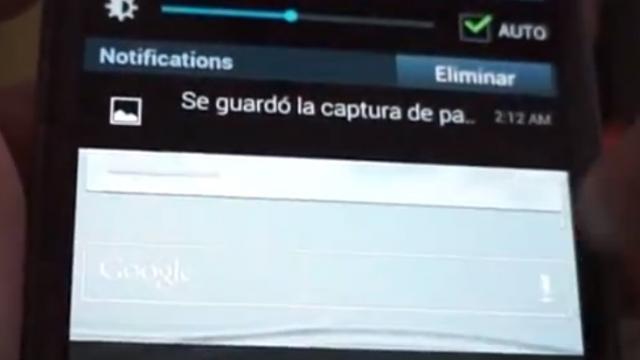 <b>[UPDATE - puteti descarca firmaware-ul!] Android 4.1 Jelly Bean pe Samsung Galaxy S III, Într-o demonstrație filmată (Video)</b>Aflam cu două zile în urmă că odată cu sosirea lui Galaxy Note II la IFA, la final de lună va fi lansată și actualizarea la Jelly Bean pentru Samsung Galaxy S III. Astăzi vedem un clip cu Android 4.1.1 JB rulând pe faimosul telefon quad core,...