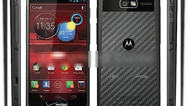 <b>Motorola RAZR M 4G LTE, un nou smartphone cu ecran qHD, Android 4.0 și CPU dual core de 1.5 GHz</b>știam că va exista un Motorola Droid RAZR HD, dar despre RAZR M 4G LTE nu pot spune că știam mare lucru. Acum aflăm că terminalul se pregătește de debut prin operatorul Verizon și mai descoperim și o serie de specificații pentru acest telefon,...