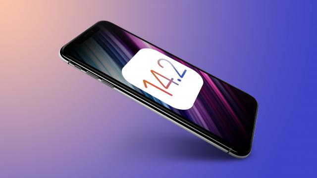 <b>Unele iPhone-uri cu iOS 14.2 pierd 50% baterie în doar 30 de minute</b>iOS 14.2 continuă să provoace probleme pe iPhone-uri şi de această dată aflăm că aduce un consum uriaş de baterie. S-ar părea că unele telefoane cu această versiune de iOS pierd 50% baterie în doar 30 de minute