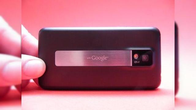 <b>Telenovelă la final: LG Optimus 2X a Început a primi Android 4.0 Ice Cream Sandwich</b>Veste excelentă pentru cei care dețin LG Optimus 2X. Android 4.0 Ice Cream Sandwich a fost portat și pe primul smartphone dual-core comercializat world wide. A fost o întreagă poveste, iar în cele din urmă se pare că LG face un lucru bun pe...