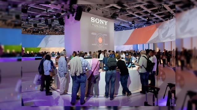 <b>Sony Xperia J, Xperia V și Xperia T primesc prețuri pentru piața europeană</b>Săptămâna trecută a stat sub semnul IFA 2012, faimosul eveniment de la Berlin, care a inclus și lansarea a câteva noi modele de telefoane Sony Xperia. E vorba despre Xperia V, Xperia J și Xperia T, care tocmai au primit prețuri pentru piața...