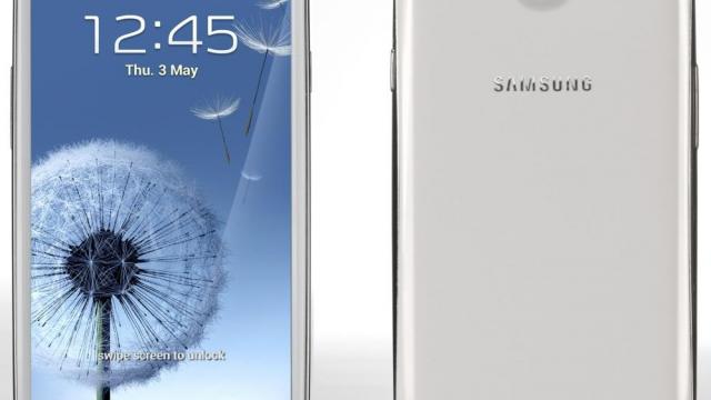 <b>Care sunt smartphone-urile de top cu care va rivaliza noul iPhone / iPhone 5?</b>Toate informațiile de până acum și evenimentul Apple ce va fi organizat pe 12 septembrie ne duc cu gândul la lansarea noului iPhone sau a iPhone 5. Vom vedea toate informațiile oficiale la data respectivă și nu mai încep a enumera zvonurile care...