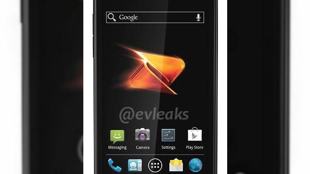<b>ZTE Warp Sequent, un nou telefon cu Android 4.0; Doar o variantă de ZTE Grand X IN?</b>Contul de Twitter @evleaks a fost cel care a postat acele imagini cu Nokia Lumia 920 și 820 cu ceva timp înainte de lansarea lor, deci suntem foarte atenți atunci când aceștia publică imagini cu telefoane noi. Este și cazul lui ZTE Warp Sequent, un...