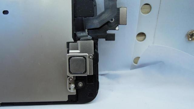 <b>iPhone 5 nu va avea un chip NFC până la urmă; Încă un zvon anulat!</b>Nici o zi din această săptămână nu va trece fără ca un aspect nou al lui iPhone 5 să nu fie dezvăluit. La urma urmei, la mijlocul săptămânii vom face cunostiinta cu nouă creație Apple. în fine, astăzi aflăm că iPhone 5 nu vă include un...