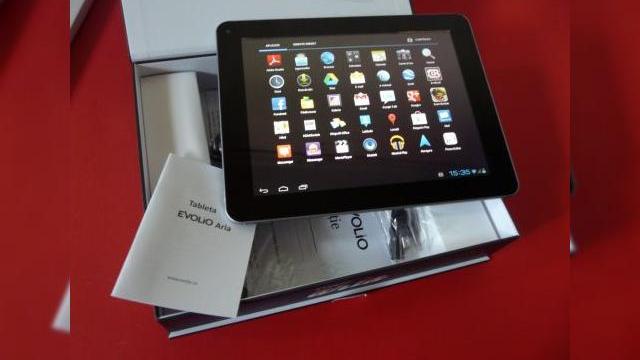 <b>Evolio Aria unboxing În premieră - scoatem din cutie una din primele tablete dual core cu branding românesc (Video)</b>Evolio Aria ne-a sosit în teste aseară și chiar la această oră device-ul este prezentat bloggerilor și jurnaliștilor într-o conferință de presă. Noi vă oferim în premieră unboxingul sau video mai jos, cu mențiunea că de azi tableta intra...