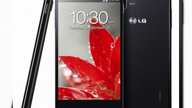<b>LG Optimus G anunțat oficial, soseste in Europa in octombrie</b>Deși LG Optimus G avea deja aerul unui telefon oficial, se pare că LG a considerat că e nevoie să mai anunțe telefonul o dată, împreună cu o listă clară și finalizata de dotări. Cu această ocazie am aflat și că noul terminal va sosi pe...
