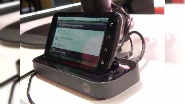 <b>Motorola renunță la proiectul WebTop, aparent nu a prins la public</b>La MWC 2011 priveam cu mare interes initiațiva WebTop, de la Motorola, care presupunea utilizarea unui smartphone cu o platformă specială, care se conecta la un laptop sau la un Smart TV. Această platformă specială permitea controlul tuturor acestor...