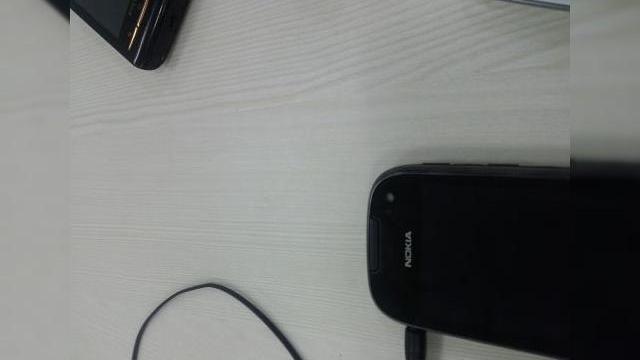 <b>Top 10 articole Mobilissimo.ro pe săptămână 7 - 14 octombrie 2012: imagini cu LG Nexus, lansare Allview P4 Duo, oferte romanești pentru telefoane și tablete</b>Pot spune că a fost o săptămână destul de calmă în privința zvonurilor și imaginilor care au ajuns pe web, acestea axându-se în mare parte pe LG Nexus 4 și puțin și pe iPad Mini. Ne apropiem și de prezentarea oficială a lui ASUS PadFOne 2,...