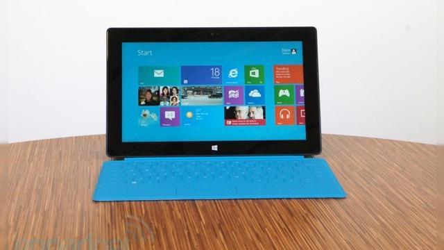 <b>Primele review-uri ale tabletei Microsoft Surface: realizare inginerească de top, execuție software slabă, format atractiv</b>După cum știți deja, pe 23 octombrie ASUS a dat startul lansărilor de terminale Windows RT și Windows 8 cu a sa tableta Vivo Tab RT și o lansare specială. în această noapte are loc și marele eveniment de debut pentru Windows 8 și odată cu el...