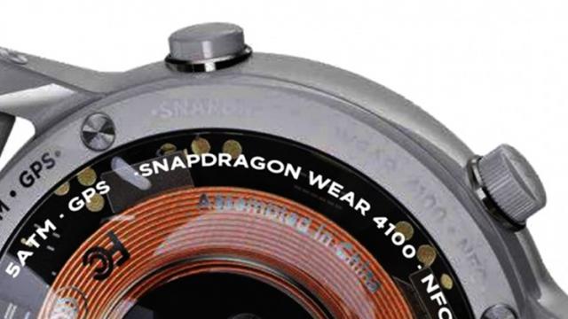 <b>Noul smartwatch pregătit de Motorola va avea procesor Snapdragon Wear 4100 </b>Chiar pe final de lună februarie am aflat și vestea că Motorola va reveni pe piața ceasurilor inteligente, un roadmap dezvăluind 3 purtabile aflate în pregătire în momentul de față și anume Moto Watch, Moto Watch One