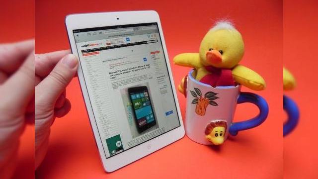 <b>Review iPad Mini: micul iPad care putea... mai mult (video)</b>iPad Mini a fost unul dintre gadgeturile cele mai așteptate ale acestui an și toate predicțiile în legătură cu acest model s-au adeverit și nici design-urile ajunse pe web nu au fost departe. Anunțat în octombrie și pus în vânzare pe 2...