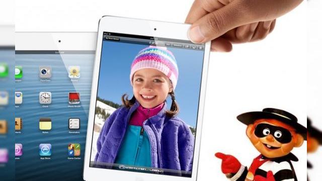 <b>iPad-uri Mini În valoare de 1.9 milioane de dolari furate de la aeroportul JFK din New York</b>Se pare că iPad Mini nu e doar un terminal popular pentru public, ci și pentru hoți, care au furat unități ale acestei tablete în valoare de 1.9 milioane de dolari de la aeroportul JFK din New York. FBI se ocupă de acest caz și l-a arestat deja pe...