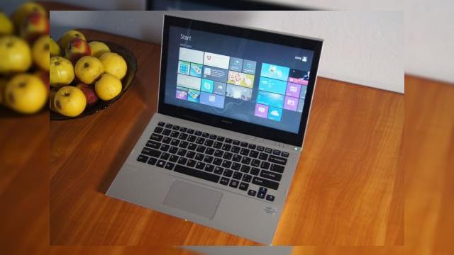 <b>Newegg (SUA): Vânzările de device-uri cu Windows 8 sunt slabe</b>Windows 8 a fost lansat în urmă cu câteva săptămâni. Așteptările Microsoft sunt mari, mai ales că Windows 8 este strâns corelat cu Windows RT - Windows 8 pentru procesoare ARM și Windows Phone 8. Toate trei mizează pe interfața Modern...