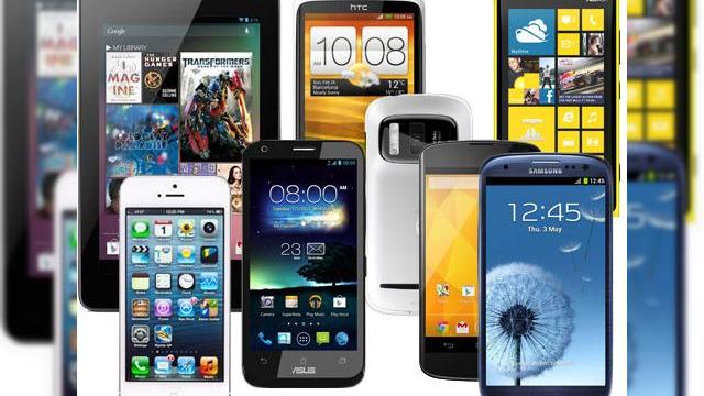 <b>Telefonul și tableta anului decise de TINE! Participă la sondajul Mobilissimo.ro!</b>După ce v-am prezentat propriile viziuni cu privire la top 10 al telefoanelor și tabletelor pe anul 2012, acum este rândul vostru, al cititorilor Mobilissimo.ro de a decide care device merită să rămână în istorie. Pentru asta vom realiza un...