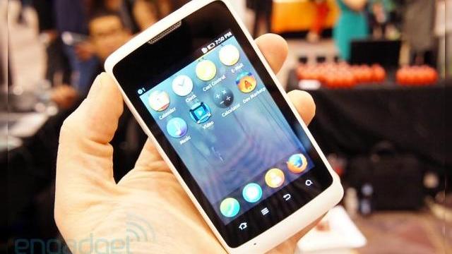 <b>ZTE pregătește propriul său telefon Firefox OS pentru MWC 2013</b>ZTE are planuri mari pentru acest an, pregătind atât handseturi/phableturi ca&nbsp;Grand Memo (5.7 inch), cât și modele low end/midrange originale. Printre ele se vor număra și telefoane Firefox OS, pe care le vom putea vedea la Mobile World...