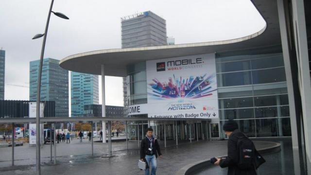 <b>Pregătirile pentru MWC 2013 pe ultima sută de metri, călătoria spre Barcelona, primele impresii</b>Știți că anul acesta am onoarea de a participa la Mobile World Congress din partea Mobilissimo.ro. Este cel mai interesant eveniment al anului pe partea de telefoane mobile și tablete. &nbsp; Vor fi la un loc mai toate numele mari din domeniun. Vor fi...