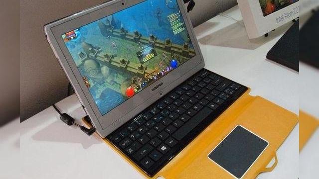 <b>MWC 2013: AMD prezintă tablete bazate pe noul procesor Temash, cu un consum rezonabil</b>La ora actuală piața de tablete este dominată de chipuri ARM RISC create de către giganți precum Qualcomm, Nvidia, Apple sau Samsung, dar asta nu înseamnă că Intel sau AMD nu pot avea succes cu chipseturile lor x86. O nouă inițiativa AMD în...