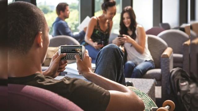 <b>Samsung Galaxy S IV va veni cu un sistem de urmărire a privirii pentru scroll În pagina</b>încă dinainte să apară Samsung Galaxy S III se zvonea că acest telefon va veni cu un sistem care va permite scrolling-ul vertical într-o pagină pur și simplu prin urmărirea privirii utilizatorului. Dacă nu am primit așa ceva pe S III, poate că...