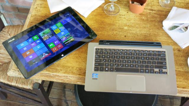 <b>Câteva impresii legate de tableta convertibilă În ultrabook - Transfomer Book și țintele stabilite pentru ASUS În 2013 de către CEO-ul companiei</b>ASUS a fost una dintre &nbsp;companiile ce a știut să mizeze din timp pe segmentul tabletelor. Au beneficiat de experiența acumulată la portabile (netbook, notebook) și au lansat o gamă întreagă de tablete cu Android, Windows RT și Windows 8....