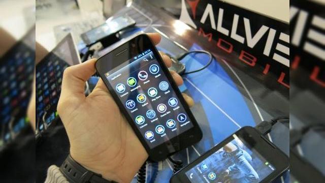 <b>Allview P5 Quad disponibil la evoMAG.ro; Quad core-ul vine și la noi În curând!</b>Allview P5 Quad a fost una dintre surprizele companiilor romanești prezente la MWC 2013, terminalul fiind prezentat de Allview în premieră în Barcelona. Acum acest model ajunge la retailerii de la noi, printre care și evoMAG.ro, care îl vinde la...