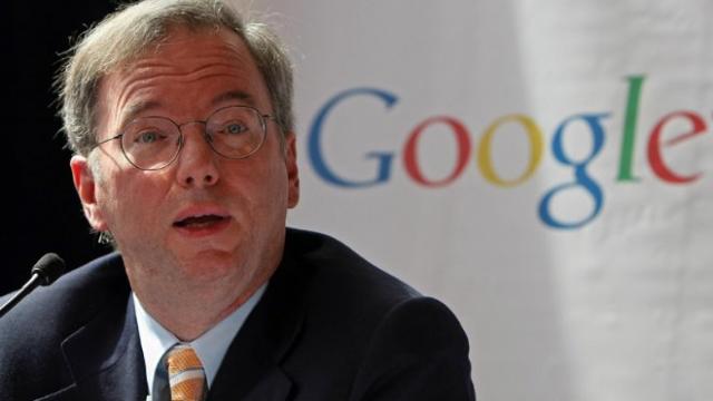 <b>Microsoft, Nokia și alte companii dau În judecată Google pentru că folosește Android pentru promovare</b>Microsoft atacă Google împreună cu o serie de alte companii, formând o alianță de 17 firme nemulțumite de practicile necompetitive Google. Printre păgubiți se număra Nokia, Oracle, TripAdvisor și Expedia, care atacă Google pentru blocarea...