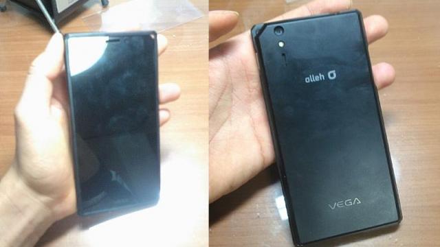 <b>Pantech Vega Iron Își face apariția În noi imagini; Colțul său din dreapta fascinează</b>Am mai vorbit despre Pantech Vega Iron, atunci când acest smartphone a avut parte de o scurgere de informații săptămâna trecută și iată că handsetul revine, de această dată cu imagini. Terminalul ar urma să fie un flagship al companiei...