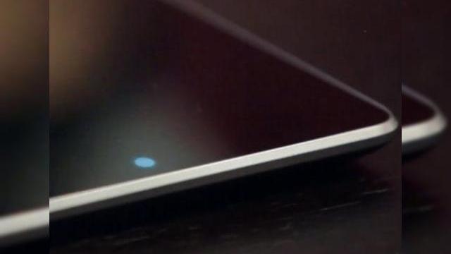 <b>Noul Nexus 7 descoperit În câteva secunde din clipul oficial al noului Google Hangouts (Video)</b>Deși Google I/O 2013 nu ne-a adus un nou Android și o nouă tabletă&nbsp;Nexus, prezentările de aplicații din cadrul showului au avut și câteva mici surprize. Spre exemplu, noul Hangouts are parte de prezentarea video de mai jos și la secunda 21...