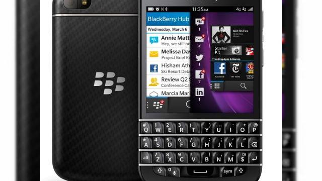 <b>Vodafone România are de azi 3 telefoane noi În portofoliu: BlackBerry Q10, Nokia 301 și Sony Xperia L</b>După ce BlackBerry Q10 a fost lansat de Orange România săptămâna trecută, iată că și Vodafone România anunța intrarea acestui handset în portofoliul său, însoțit de alte două modele interesante de telefoane. E vorba despre accesibilul...