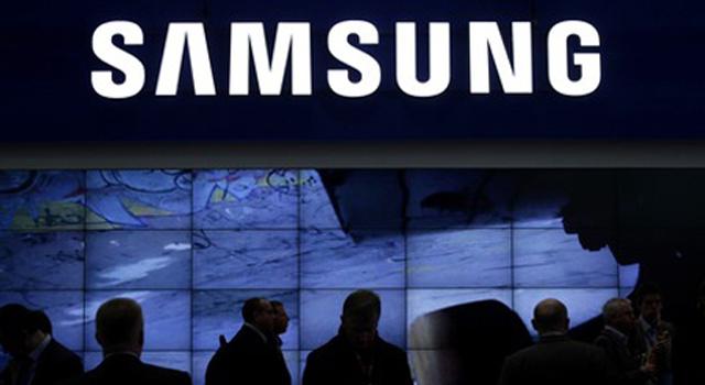<b>Tableta Samsung high end cu procesor Intel, confirmarea vine de la Reuters</b>Cu ceva vreme în urma ridicam din sprâncene când aflam că tableta high end din seria Galaxy Tab 3 de la Samsung ar putea avea un procesor Intel sub carcasă. Apoi au început scăpările&nbsp;legate de Galaxy Tab 3 8.0 și 10.1 și nici urmă de acest...