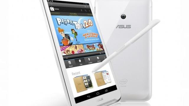 <b>Computex 2013: ASUS FonePad Note, un rival de 6 inch pentru Galaxy Note devine oficial azi</b>Se pare că zvonurile legate de un phablet ASUS au fost reale, acesta fiind prezentat oficial astăzi la Computex 2013. Noul model poartă numele de ASUS FonePad Note și vine cu un ecran de 6 inch și procesor Intel Atom. &nbsp; Acest rival pentru Galaxy...