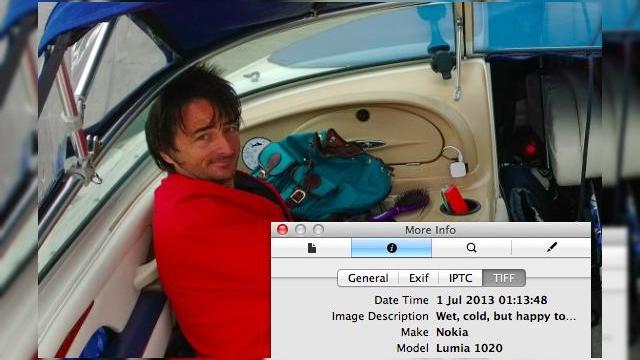 <b>Avem un nume oficial pentru Nokia EOS: Lumia 1020 confirmat de fotografiile unui șef Microsoft</b>Joe Belfiore este un nume asociat cu Windows Phone, deoarece la urma urmei acesta este directorul Microsoft care se ocupă de această platformă. și cine ne putea confirma mai bine numele următorului hit Lumia decât acest om? Belfiore a postat...