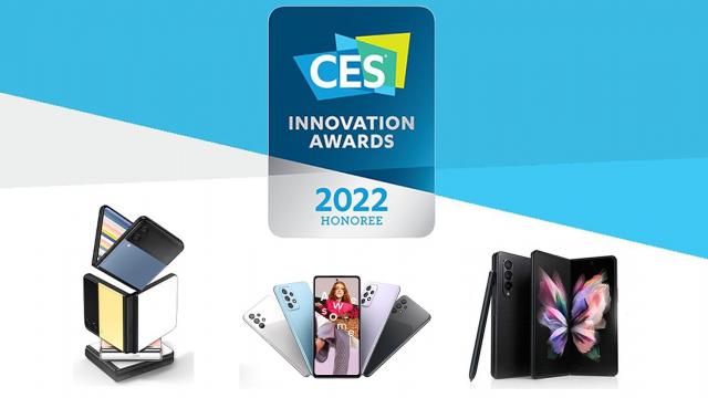 <b>Samsung primeşte 43 de premii CES 2022 Innovation Awards pentru design şi inginerie: Z Flip 3 şi Bespoke au luat premii</b>Probabil aţi remarcat că atunci când cumpăraţi un produs figurează pe ambalajul său tot felul de premii primite, de la iF Design Award la CES Innovation Award sau Red Dot Design Award. Ei bine, gala CES 2022 Innovation Award a avut loc în această