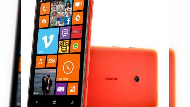 <b>Nokia Lumia 625 anunțat oficial, vine cu ecran de 4.7 inch (video)</b>Teaserul Nokia de ieri și scăparea de aseară s-au transformat în sfârșit într-un device real, modelul Lumia cu cea mai mare diagonală de până acum. E vorba despre Nokia Lumia 625, telefon dotat cu ecran de 4.7 inch. &nbsp; Acest model are...