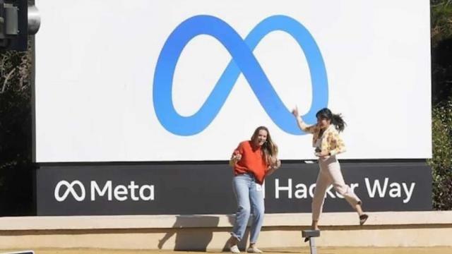 <b>Facebook ar putea fi obligată să plătească 2.7 miliarde de euro în Marea Britanie, în urma unui proces legat de datele personale ale utilizatorilor</b>Facebook are din nou probleme în Europa, de această dată cu autorităţile din Marea Britanie. Meta, compania mamă a Facebook va avea un proces intentat în numele cetăţenilor britanici pentru datele colectate în mod fraudulos între 2015