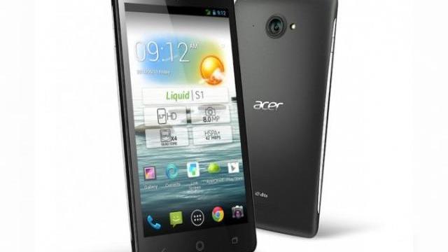 <b>Acer Liquid S2, super phablet cu procesor Snapdragon 800, ecran de 6 inch trecut prin benchmark-uri</b>Cu doar 3 luni în urma Acer prezenta terminalul Liquid S1, un phablet de 5.7 inch și deja ne pregătim de un succesor. E vorba despre Acer Liquid S2, care tocmai a fost descoperit într-un benchmark, cu dotări foarte bune. &nbsp; S2 a mai fost văzut...
