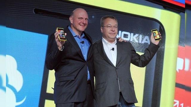 <b>Microsoft cumpăra Nokia! Divizia de Terminale și Servicii intră sub tutela companiei din Redmond; Elop candidat pentru funcția de CEO Microsoft!</b>Iată că s-a întâmplat în sfârșit lucrul la care ne așteptăm de câțiva ani buni: Microsoft a cumpărat Nokia, sau mai bine spus segmentul sau care contează. E vorba despre zona de Terminale și Servicii, iar tranzacția va fi finalizata în...