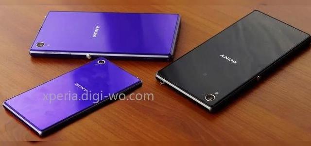 <b>Sony Xperia Z1 Mini fotografiat lângă un Z1, În varianta mov</b>IFA 2013 ne-a adus doar cameraphone-ul Sony Xperia Z1 și accesorii foto pentru telefoane de la Sony, în vreme ce modelul Z1 Mini e în continuare în standby. Așteptăm acest terminal să apară din clipa în clipă, mai ales că a avut parte deja de...