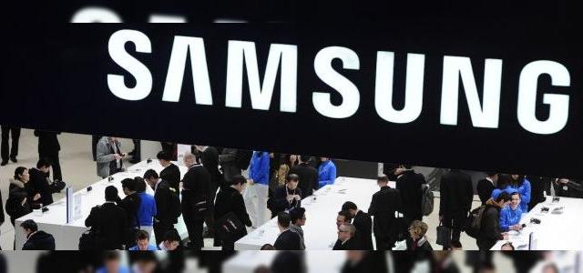 <b>Samsung anunță imediat după Apple că va lansa un smartphone cu procesor 64 bit</b>Nici nu s-au răcit bine pupitrele de la prezentarea Apple și deja Samsung a luat poziție, afirmând că și ei vor lansa terminale cu procesoare 64 bit. Vă reamintesc că Apple s-a lăudat marți cu primul telefon cu CPU 64 bit, iPhone 5S. &nbsp;...
