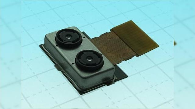 <b>Toshiba anunță primul său modul dual de cameră pentru telefoane și tablete</b>Toshiba nu e chiar cel mai mare jucător de pe piața camerelor de telefoane și tablete, dar iată că vine cu un produs interesant astăzi din această gamă. Toshiba a anunțat astăzi primul său modul dual de cameră pentru telefoane, tablete și...