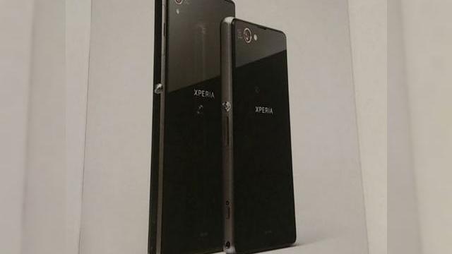 <b>Sony Xperia Z1 Mini la bursa zvonurilor</b>Un document de la un operator telecom japonez prezintă specificațiile comparate pentru Sony Xperia Z1 și Xperia Z1 Mini, alternativa Sony la Samsung GALAXY S4 Mini și HTC One Mini. S-a mers pe un display de 4.3 inch cu rezoluție HD / 1280x720...