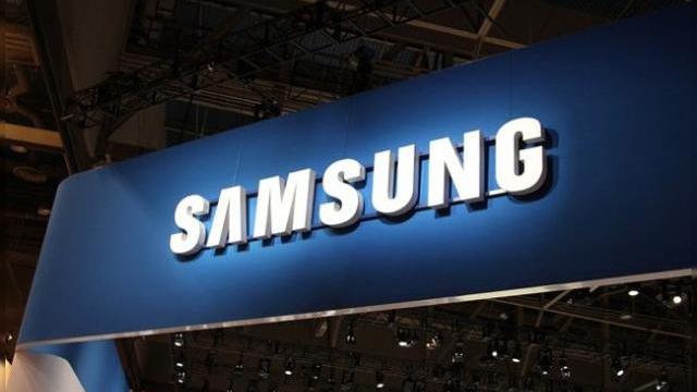 <b>Nokia Își reÎnnoiește licențierea de brevete către Samsung</b>Deși pe cei de la HTC îi atacă&nbsp;pe tema brevetelor, Nokia pare a avea o relație mai bună cu Samsung când vine vorba de astfel de proprietăți intelectuale. Finlandezii au reînnoit licențele acordate celor de la Samsung. &nbsp; Nouă...