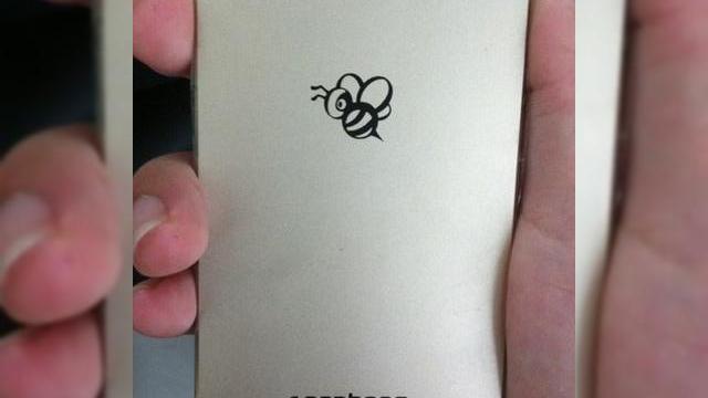 <b>iPhone 5s primește un procesor 8 core... În varianta clonată de GooPhone</b>GooPhone e o companie din China, care pe lângă numele neinspirat are și o serie de clone de iPhone și de iPad cu dotări destul de bune. Lor li se alătură o imitație de iPhone 5s, dotată cu procesor 8 core. &nbsp; Terminalul era inițial cunoscut...