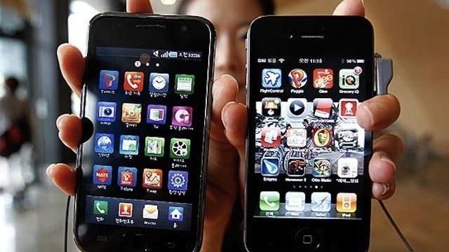 <b>Samsung obligată să plătească Încă 290 de milioane de dolari către Apple</b>Rejudecarea cazului Apple - Samsung cu privire la încălcarea de brevete s-a soldat cu taxarea celor de la Samsung cu încă o sumă usturătoare. E vorba de această dată de mult mai puțin de 1 miliard de dolari, cât fusese ultima oară verdictul....