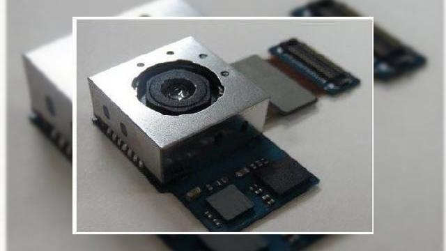<b>Samsung lucrează la un modul de cameră de 20 de megapixeli, lansat către finalul lui 2014 pe Galaxy Note 4</b>Dacă Samsung Galaxy S5 ar putea avea o cameră de 16 megapixeli fără stabilizare optică, ei bine Galaxy Note 4 ar putea încorpora un nou modul foto de 20 de megapixeli. Samsung lucrează la o astfel de cameră, intenționând să livreze produsul...